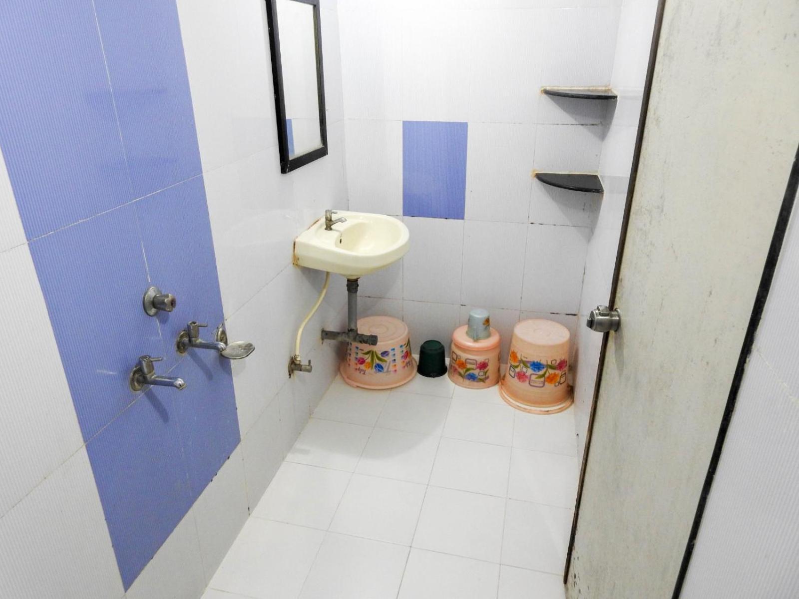 Hotel Shri Sai Darshan شيردي المظهر الخارجي الصورة